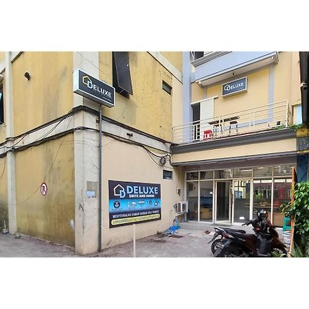 Reddoorz At Deluxe Hotel Near Terminal Purabaya Bungurasih سيدوارجو المظهر الخارجي الصورة